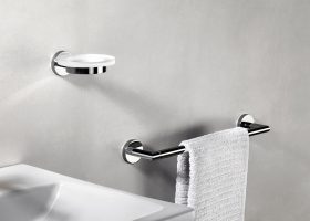 Cómo colocar los accesorios de baño