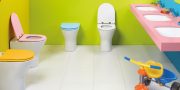 baño seguro para los niños